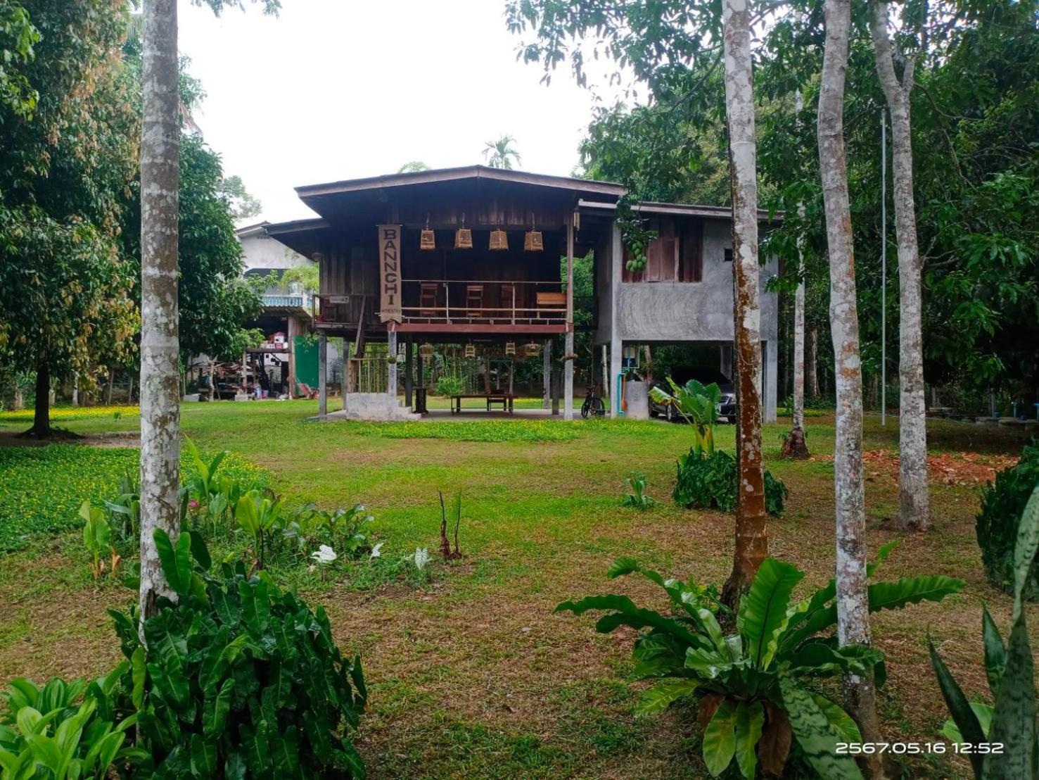 Baan Chi Homestay Ban Pak Nam  Exterior photo